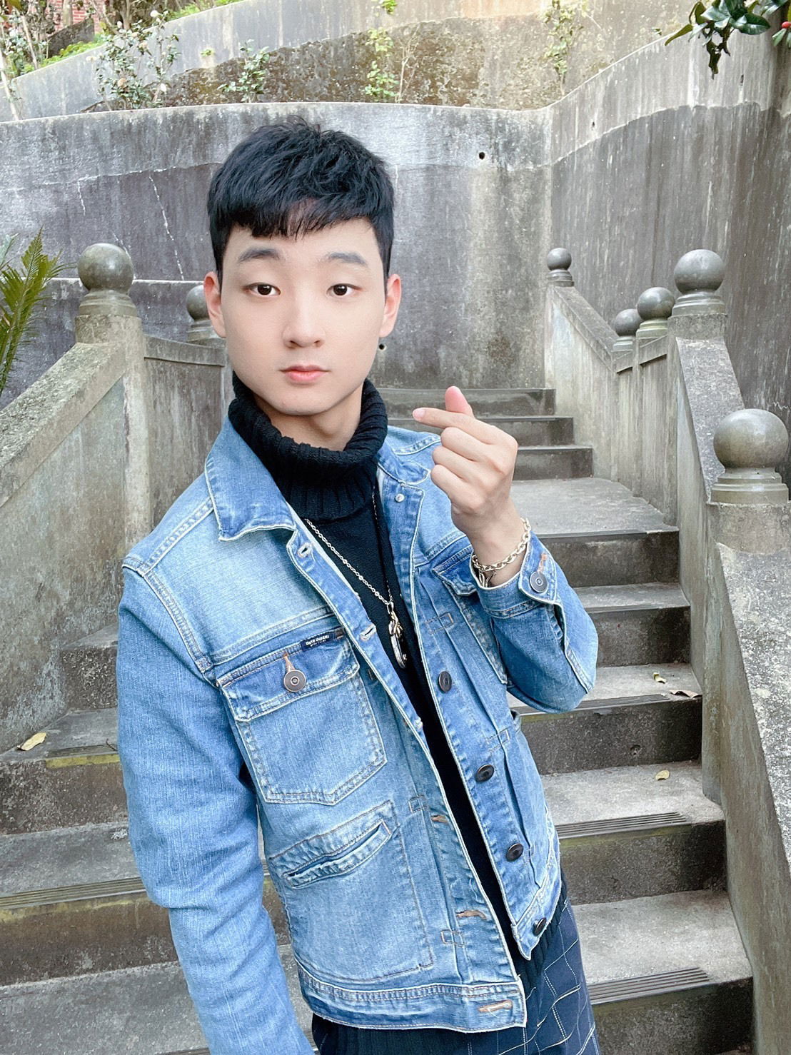 翔翔 Tom profile banner