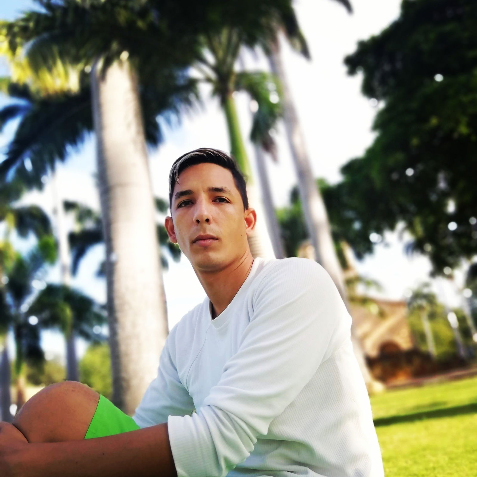 Tom Beston profile banner