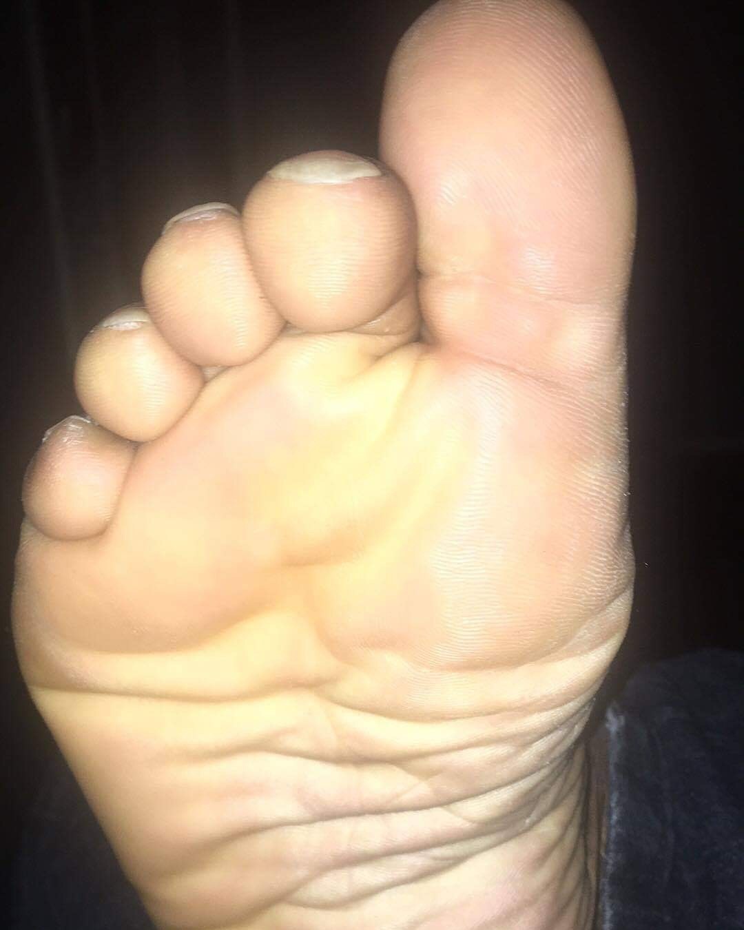 Treys_feet profile banner