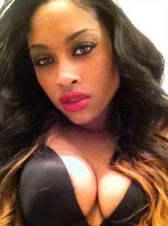 Ts Chanel Long profile banner