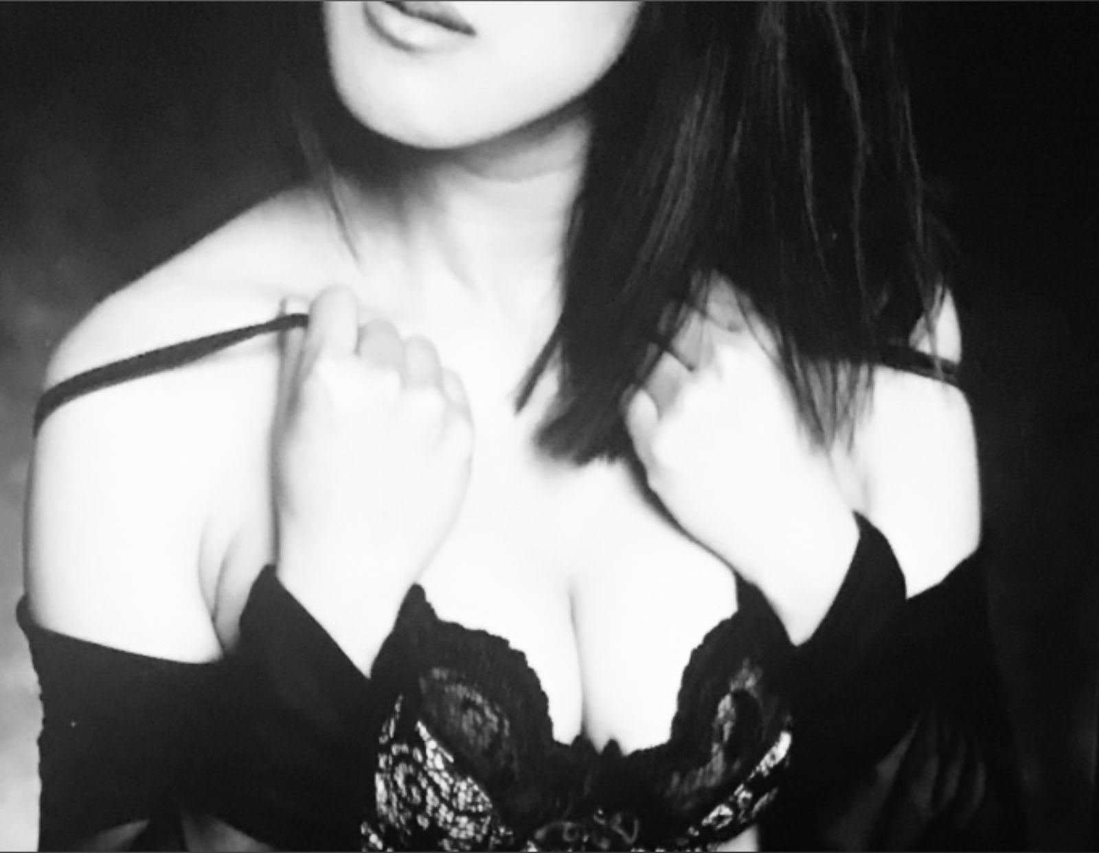 tu-anh Love profile banner