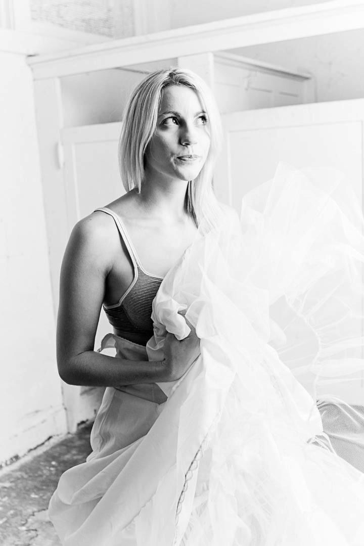 Cat Lovley profile banner