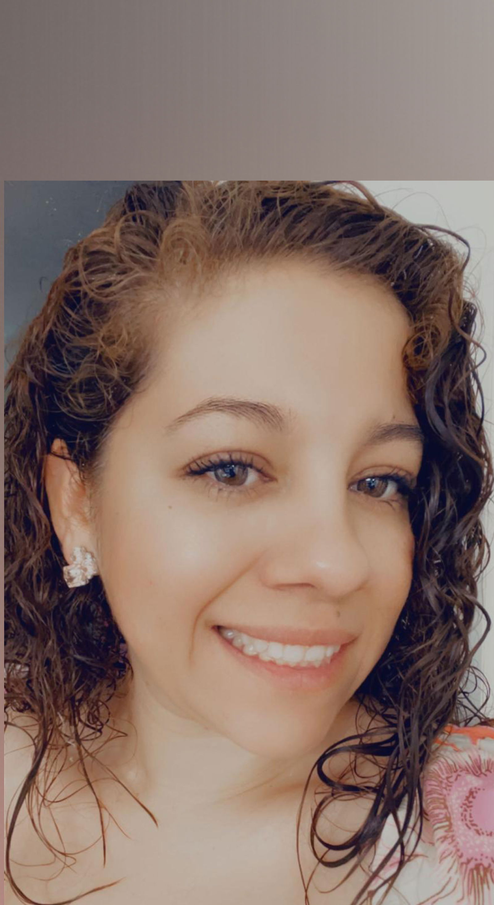 Gina Ruiz profile banner