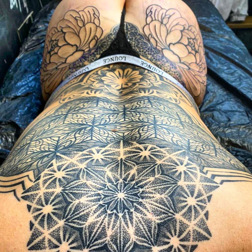 Tats profile banner