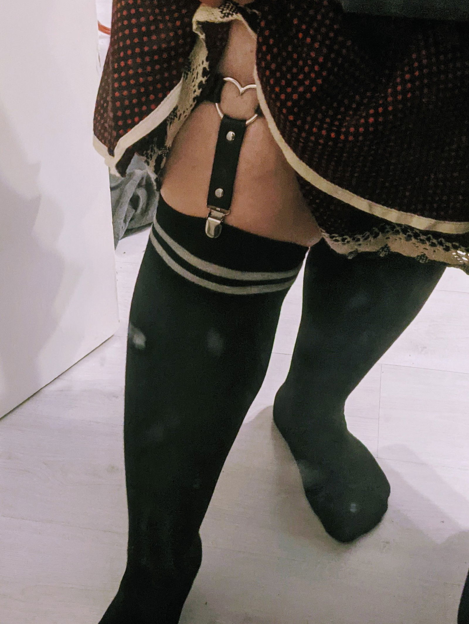 Femboy with thicc thighs profile banner