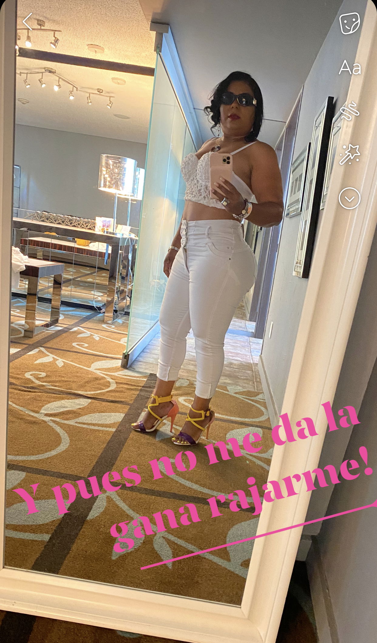 Latina Sexy profile banner