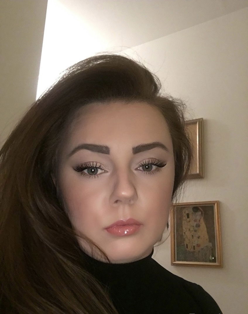 Mia Zizi profile banner