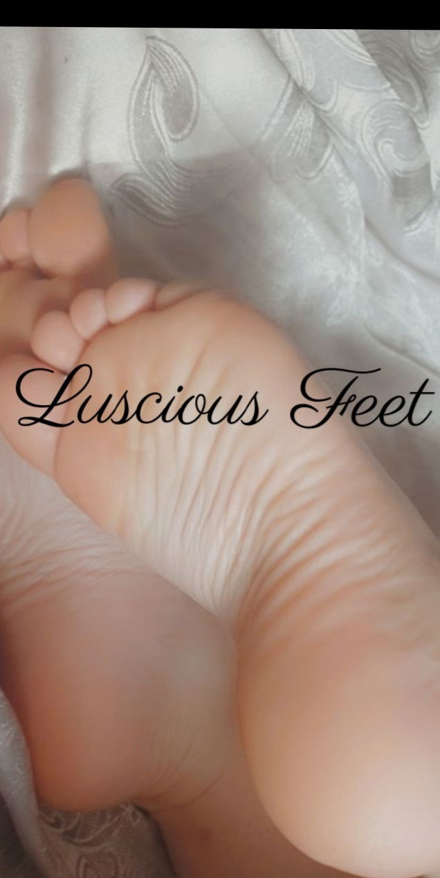 Petite cutie tootsies profile banner