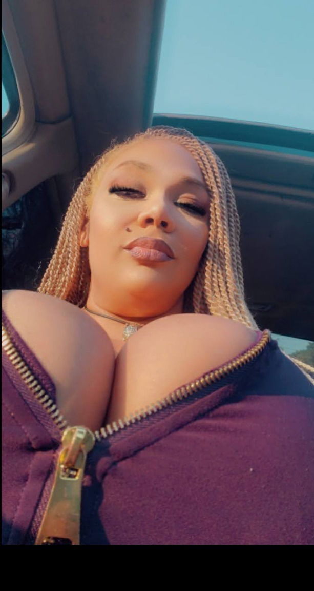Carmel Cleavage profile banner