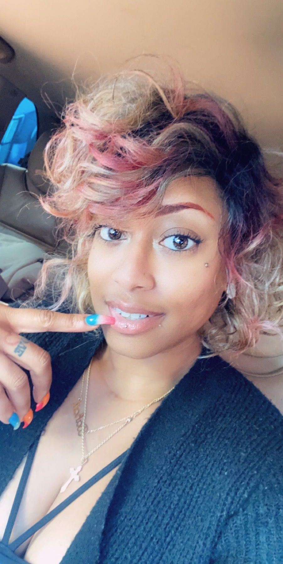 That’sHer profile banner