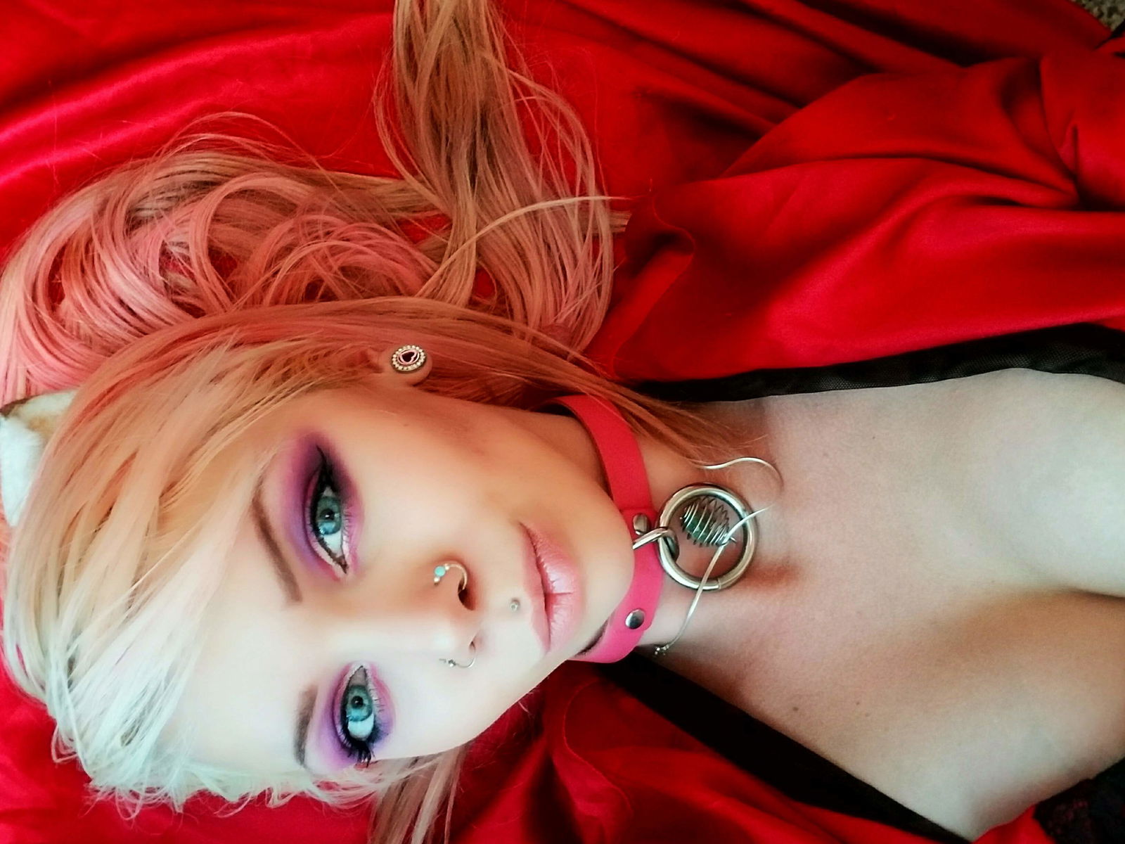 Val von cat profile banner