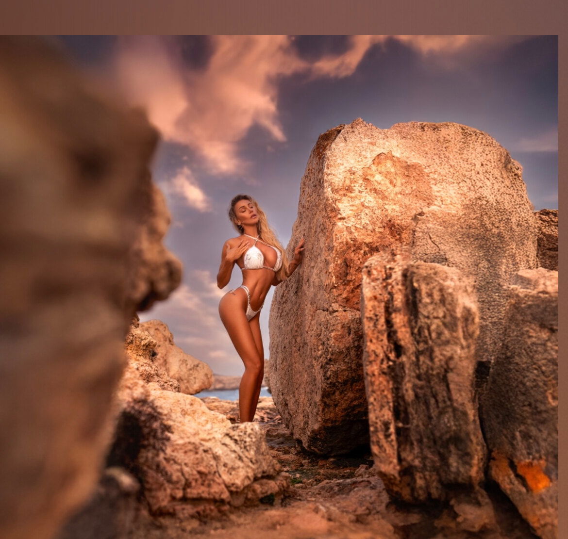 Vanessa Mariposa profile banner