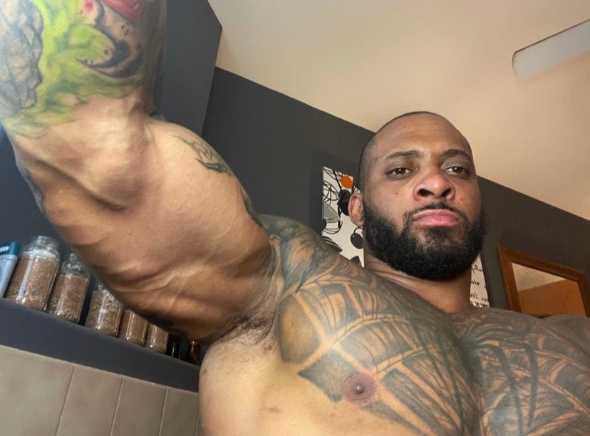 Venom Muscle profile banner