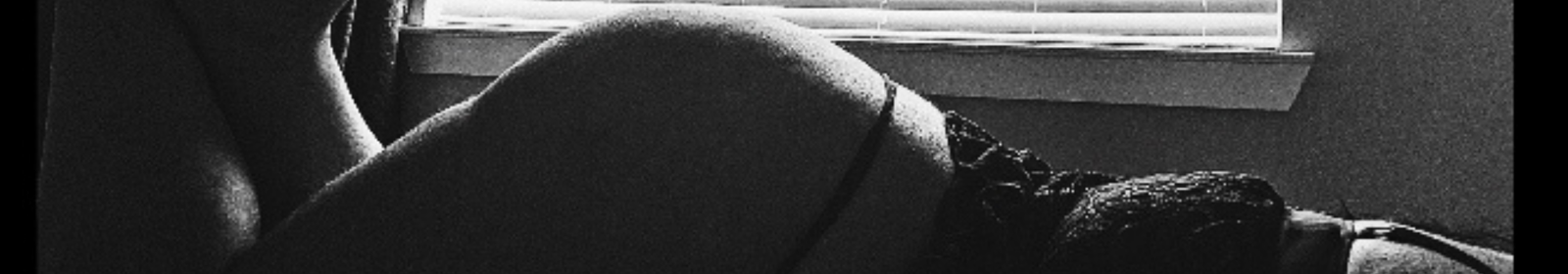 Veronika Kayy profile banner