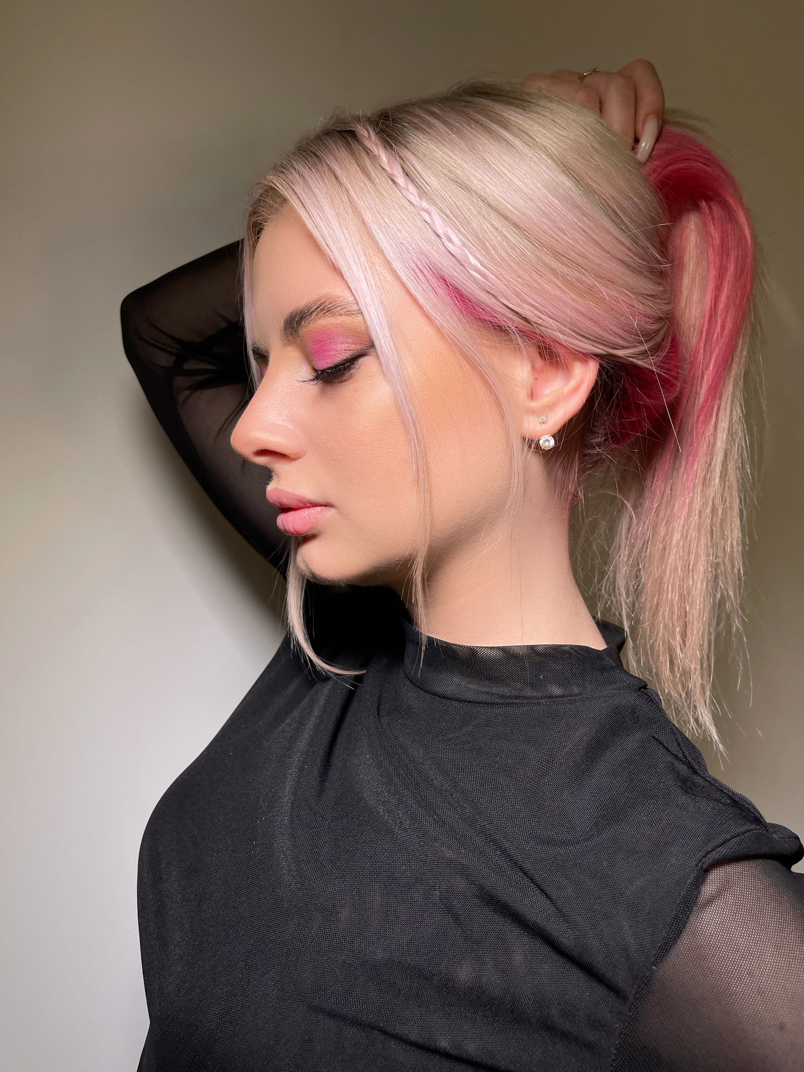 Виктория profile banner