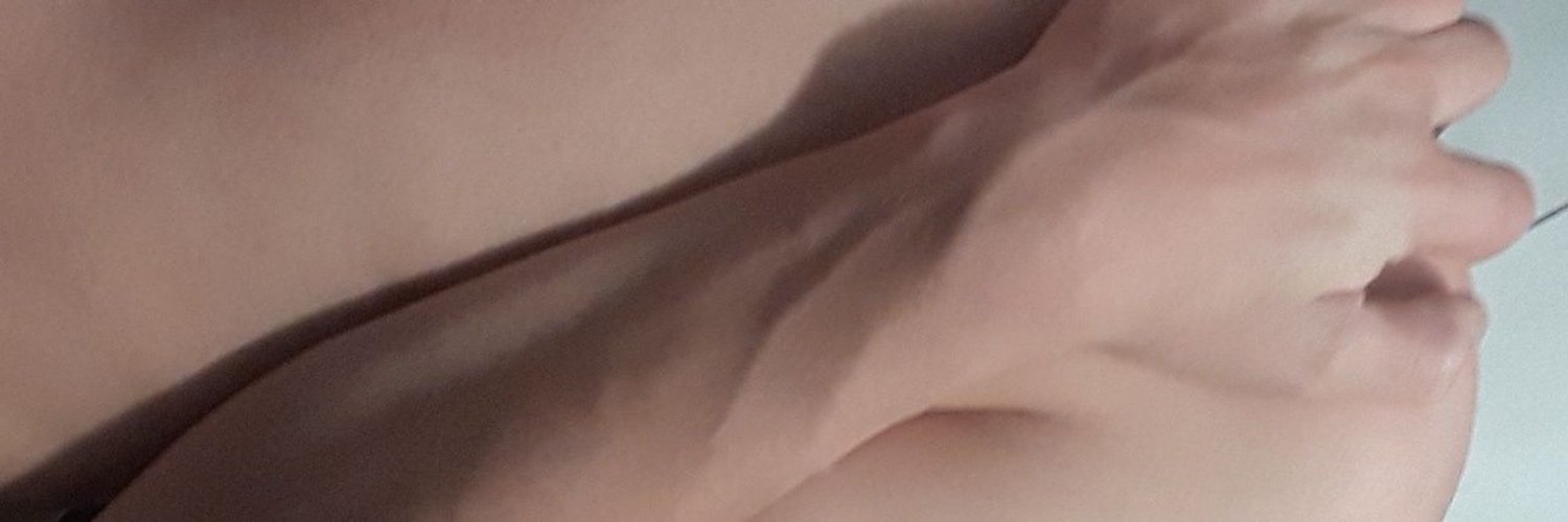 IcedFlower profile banner
