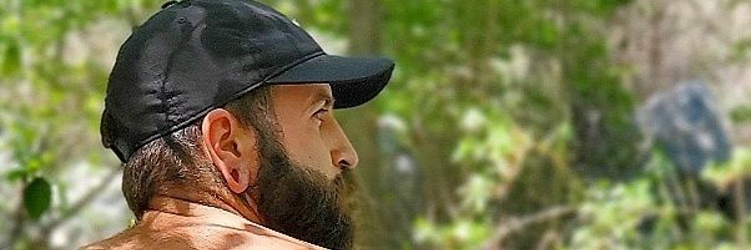 Xander Fierro profile banner