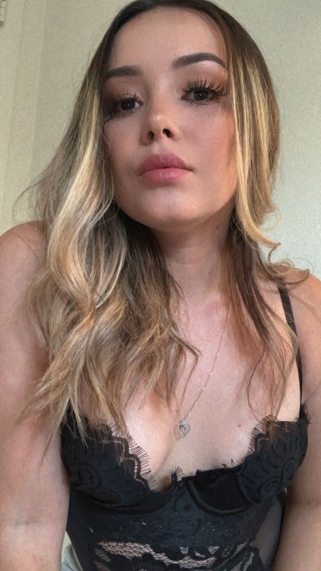 That girl dreaa profile banner