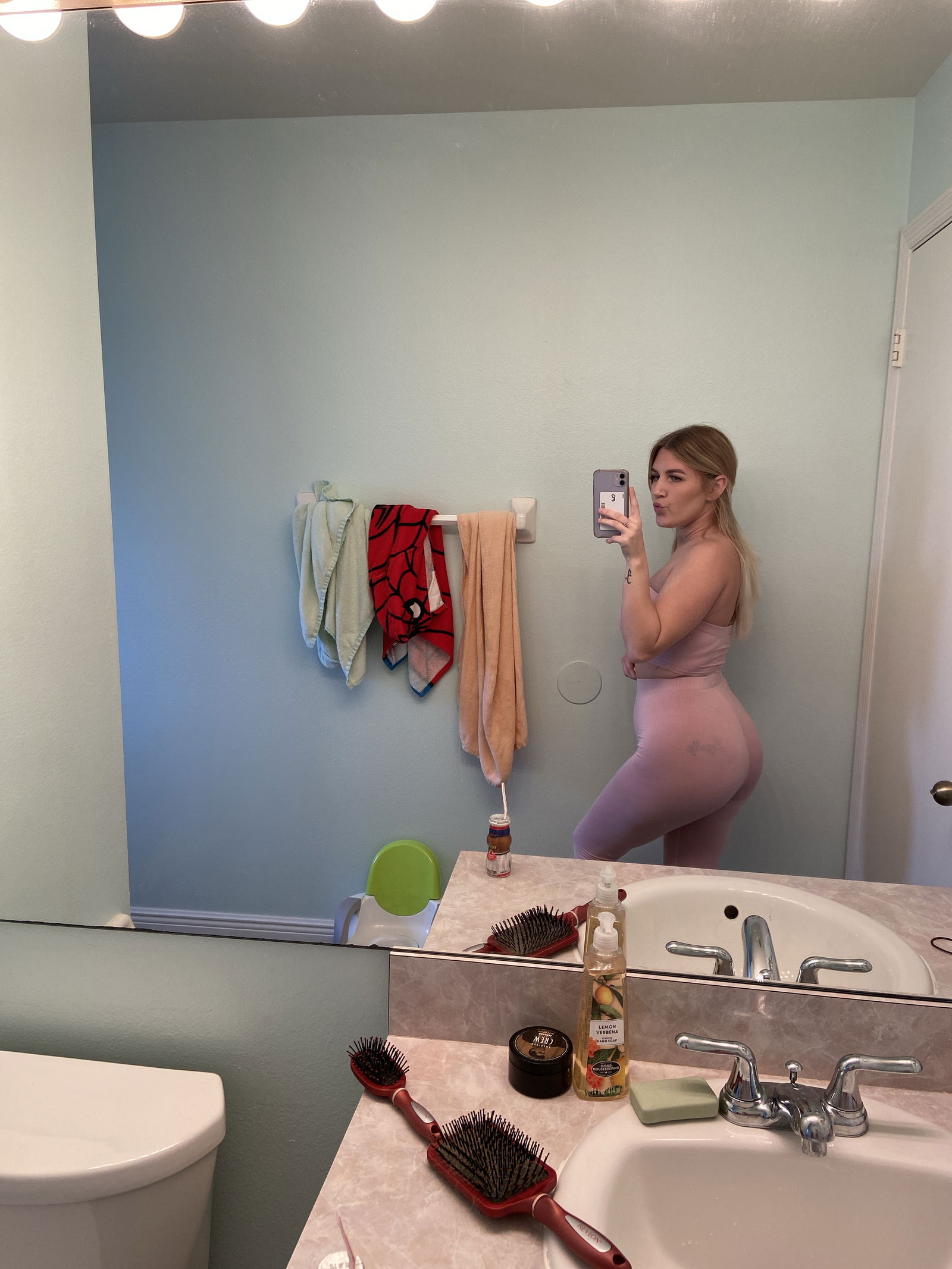 xoxcaitlynn banner