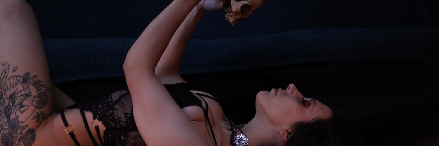 Scarlett Foxx profile banner