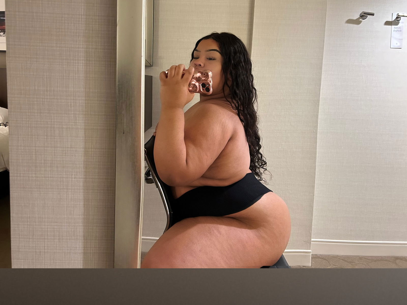 Yasmine Banks profile banner