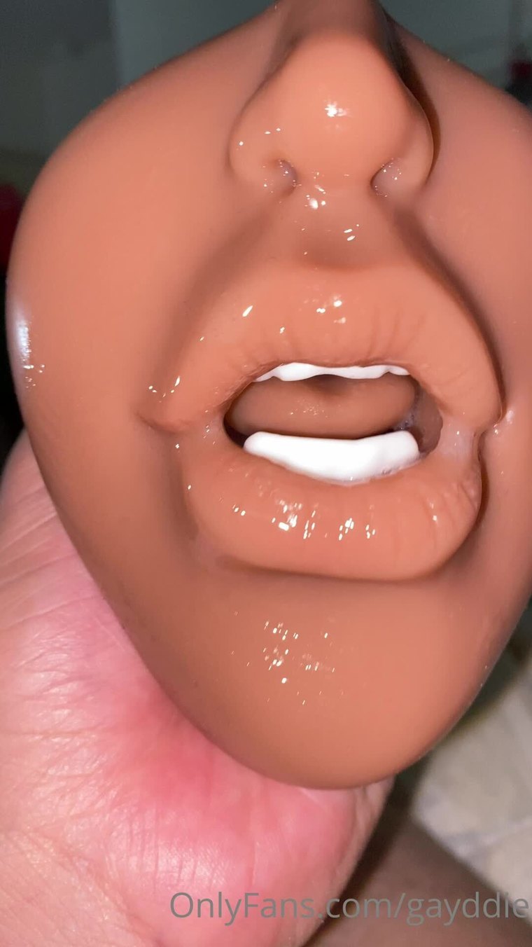 gayddie profile banner