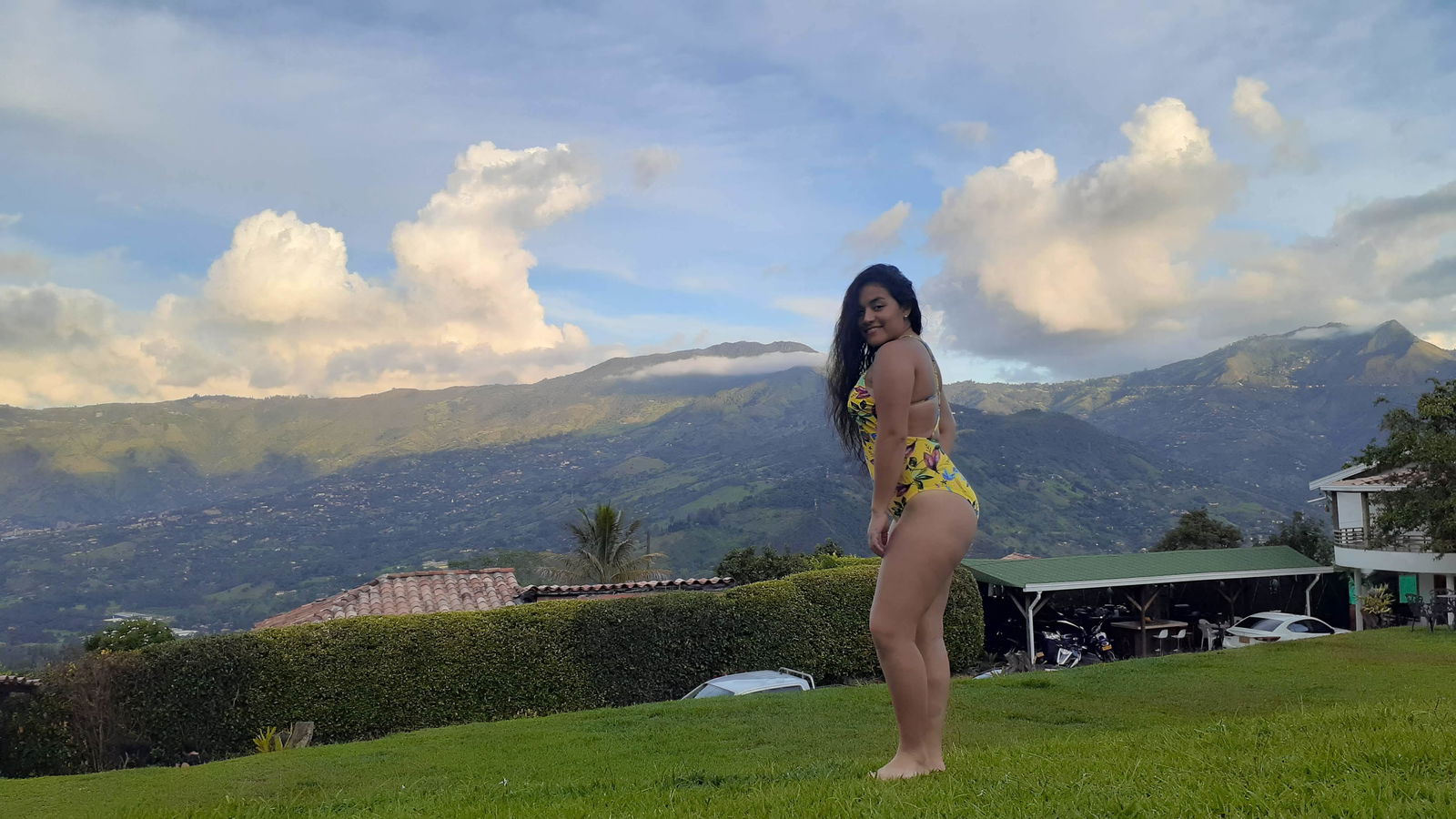 Yesii Arias profile banner