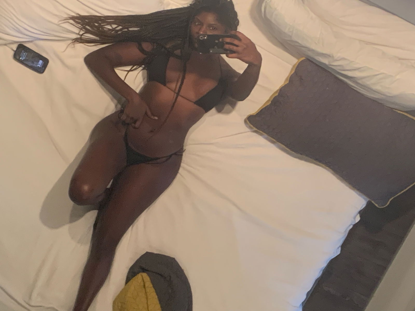 Yourfavmodel profile banner
