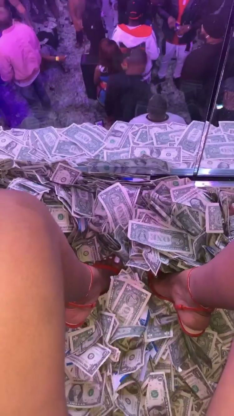 yourfavvmamii banner