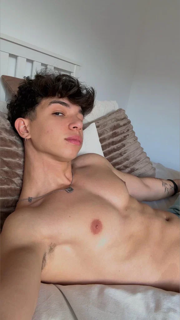 Twink Mauro's avatar