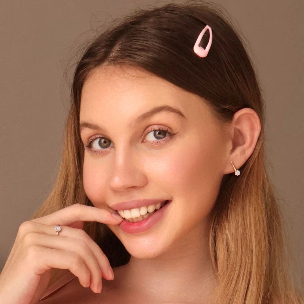 🎀Molly Lovnse🎀's avatar