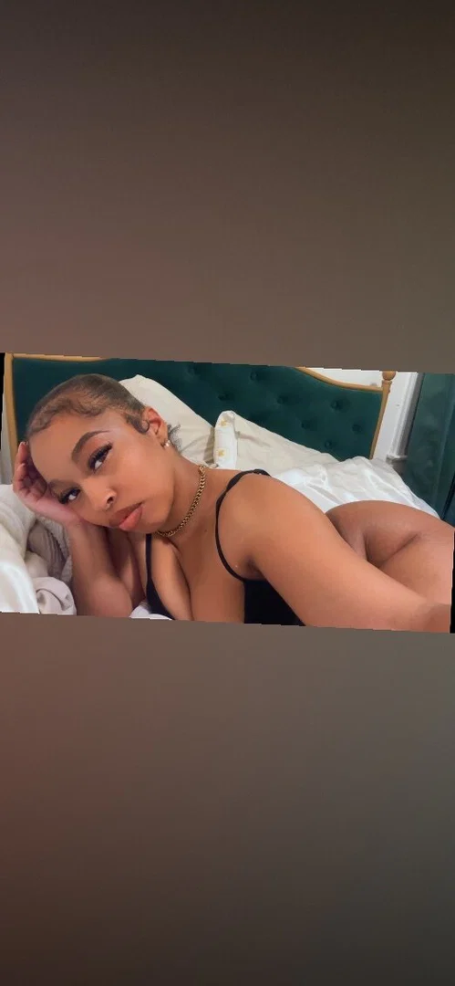 Silky Mazii profile banner