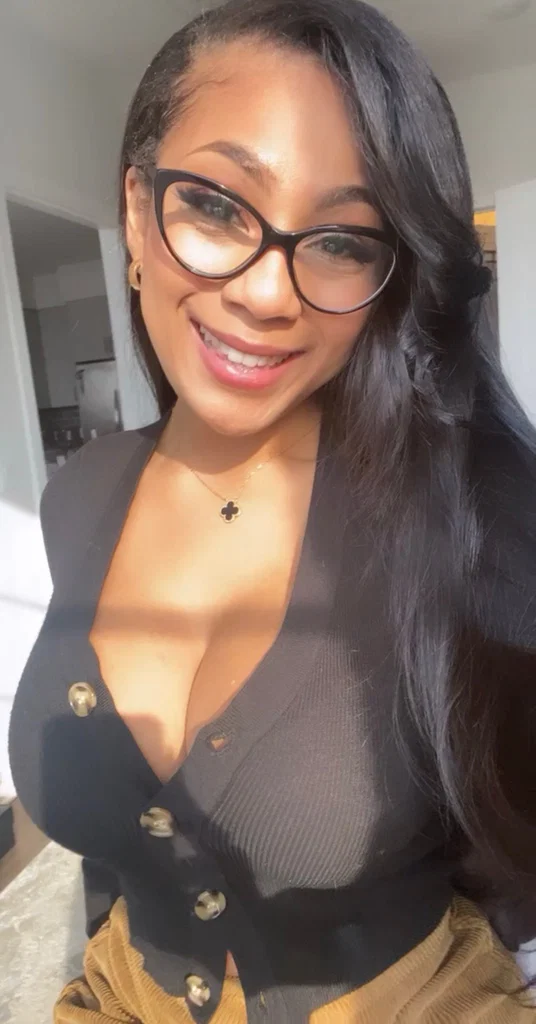 Katy Carmelle's avatar