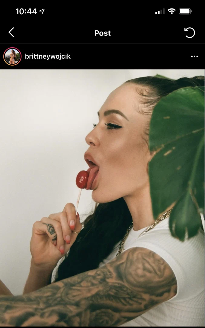 Tongue Exxxpert profile banner