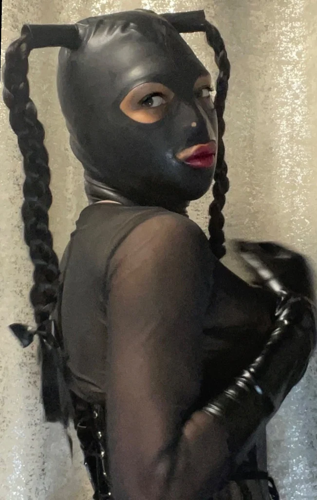 Alexo Femme's avatar