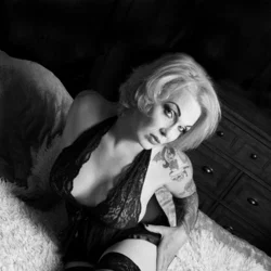 Velvet Steele's avatar