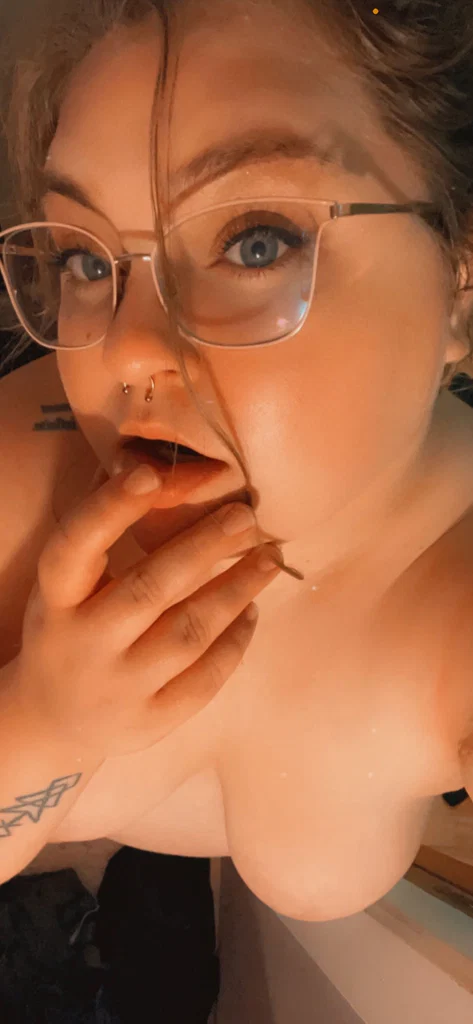 SnowBunny2320's avatar