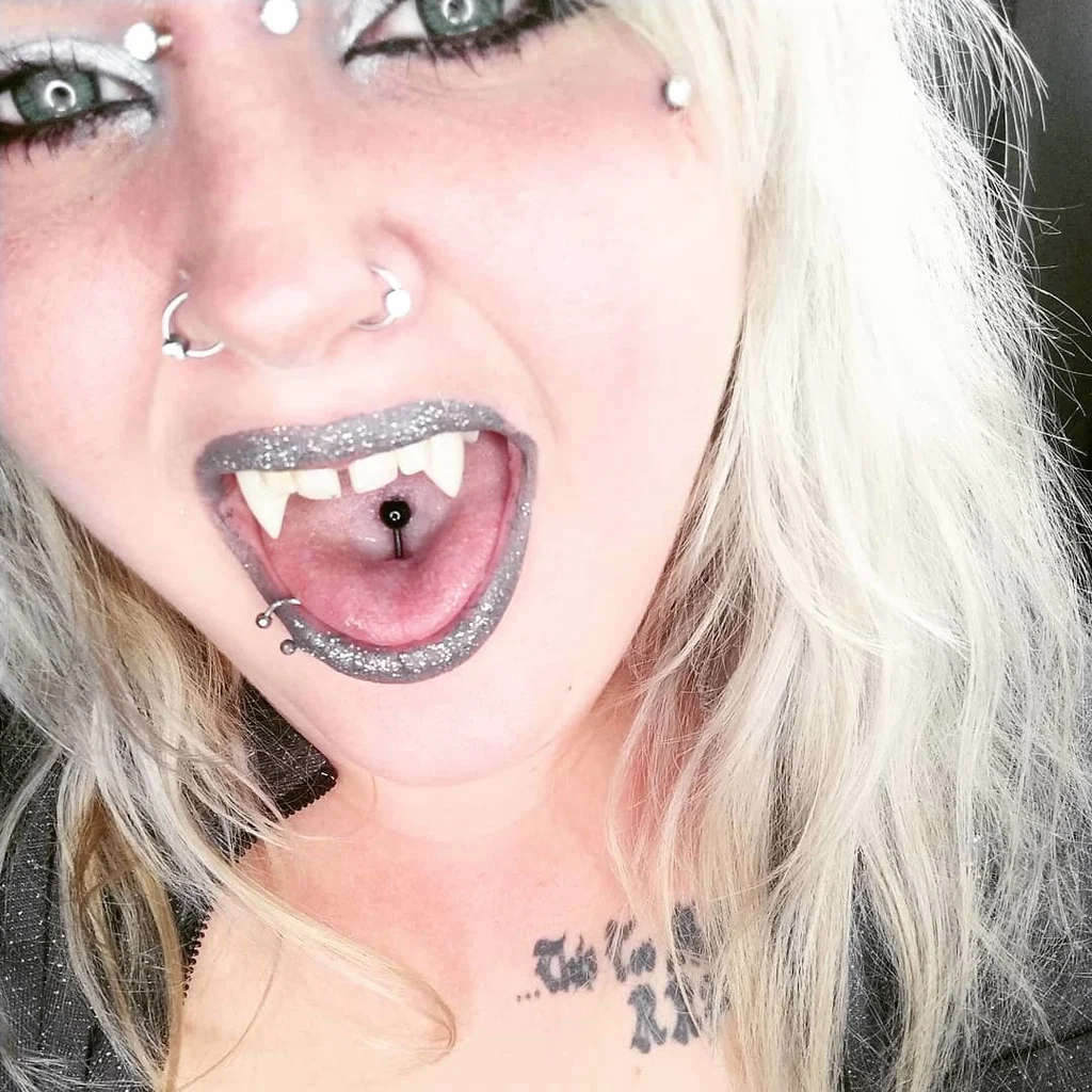 Silver Wolfe's avatar