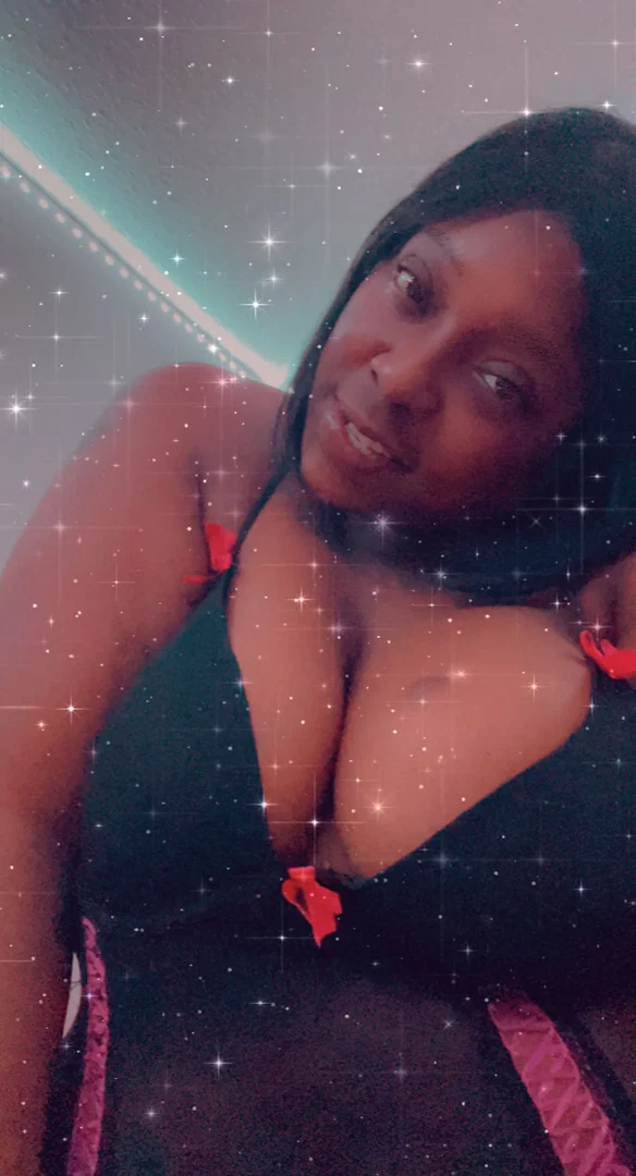 Juicy black cherry🍒💦 profile banner