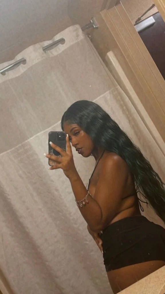 De$iree🤤👸🏽's avatar
