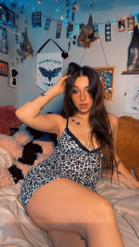Queen haley's avatar