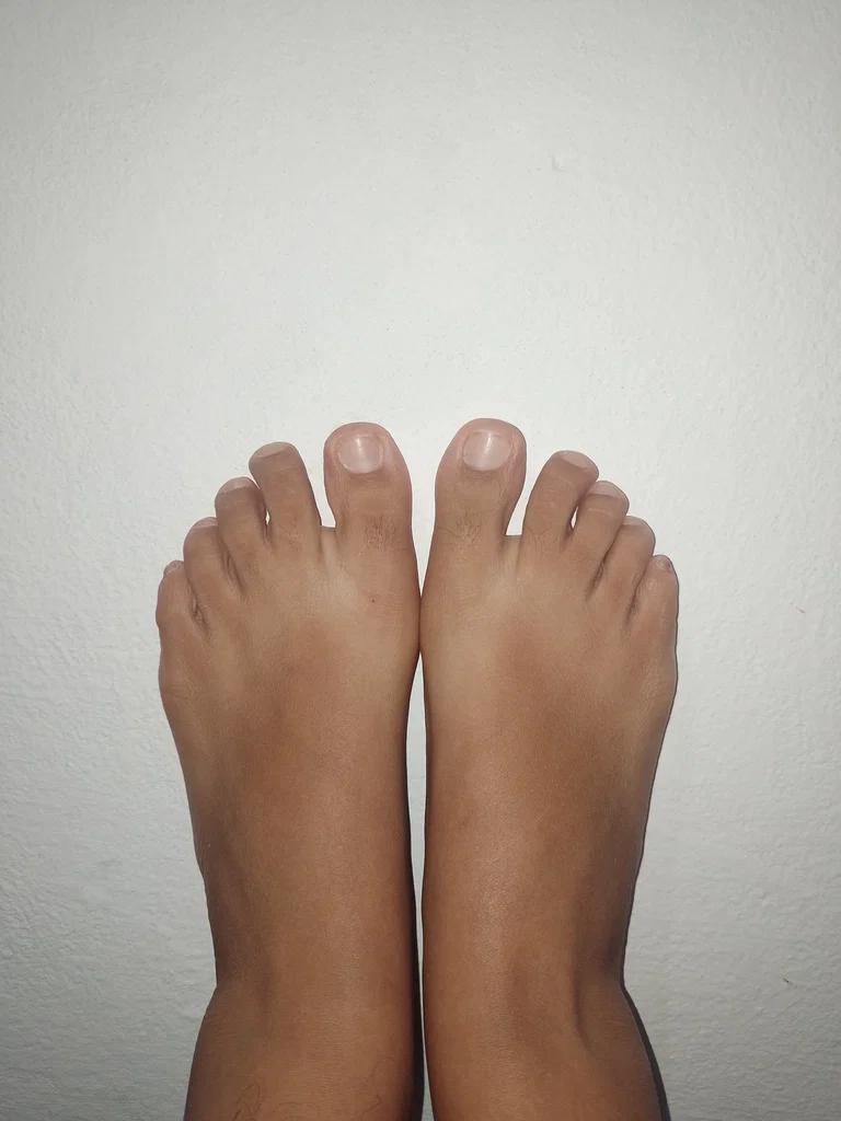Feet Br's avatar