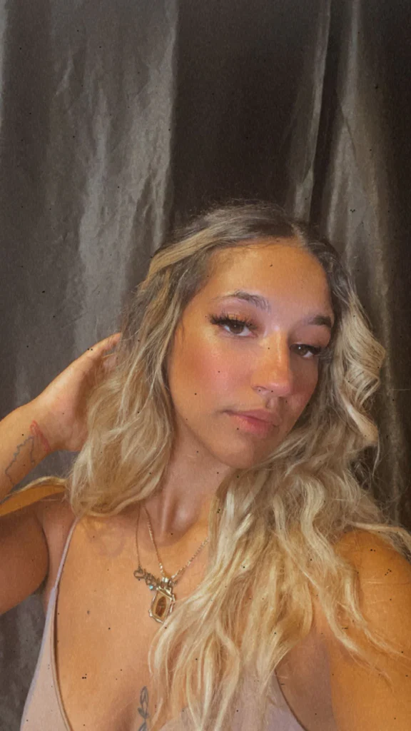 Rosita's avatar