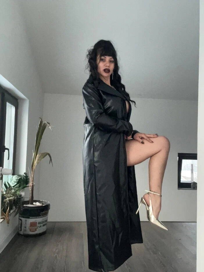 Julia's avatar