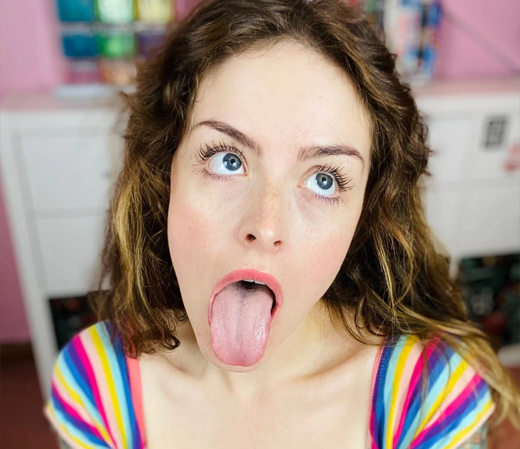 Molly Darling's avatar