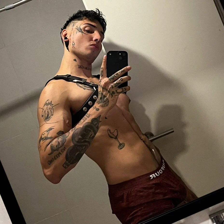 Adamir's avatar