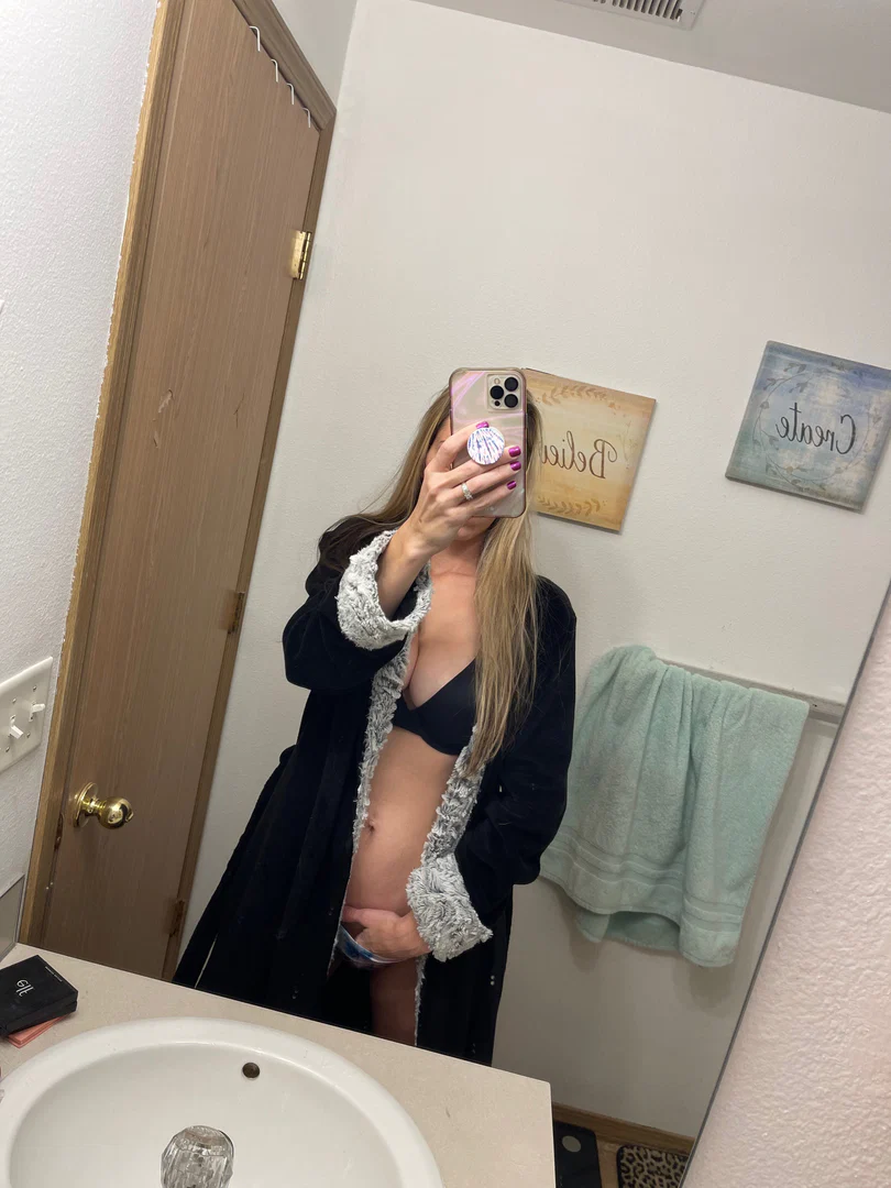 Kitty hot thot profile banner