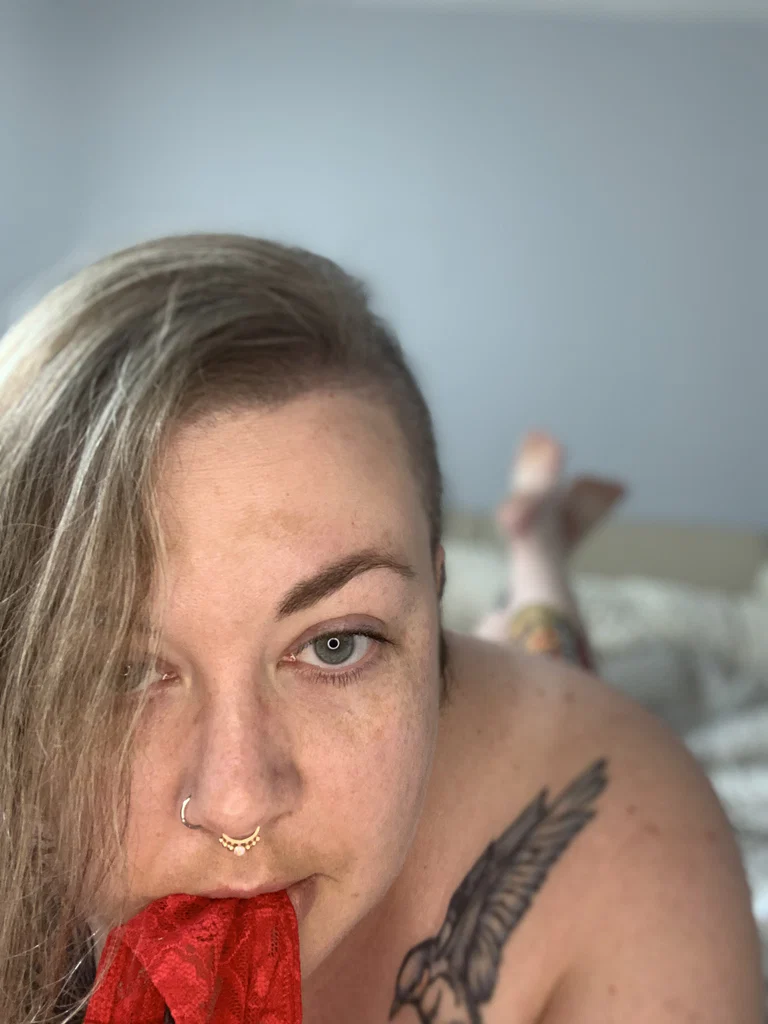 Single Serving Girlfriend <3's avatar