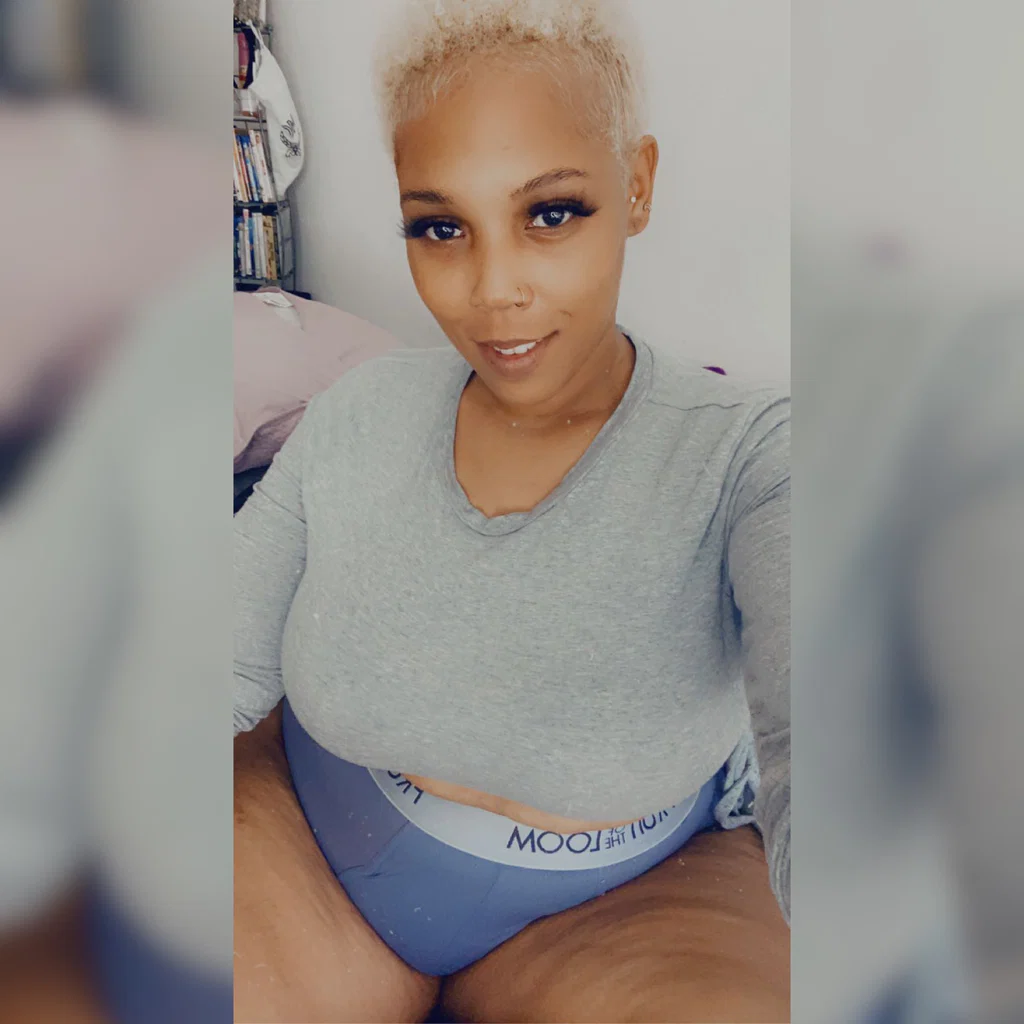 Honey Golden's avatar