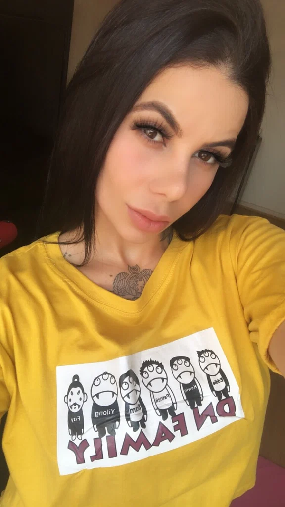 WANESSA ALMEIDA's avatar